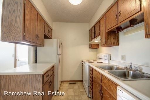 Building Photo - 2 br, 1.5 bath Apartment - 2519 Leeper Dr