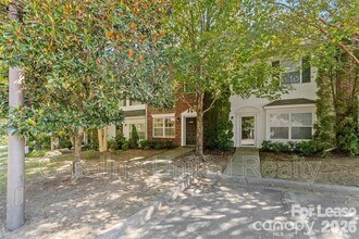 Building Photo - 2472 Ryerson Ct