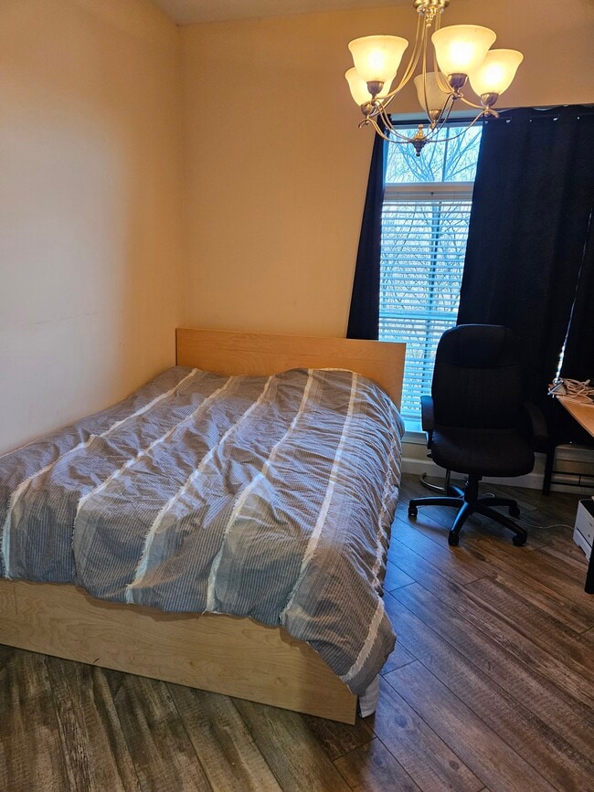 Bedroom - 810 Belmont Bay Dr