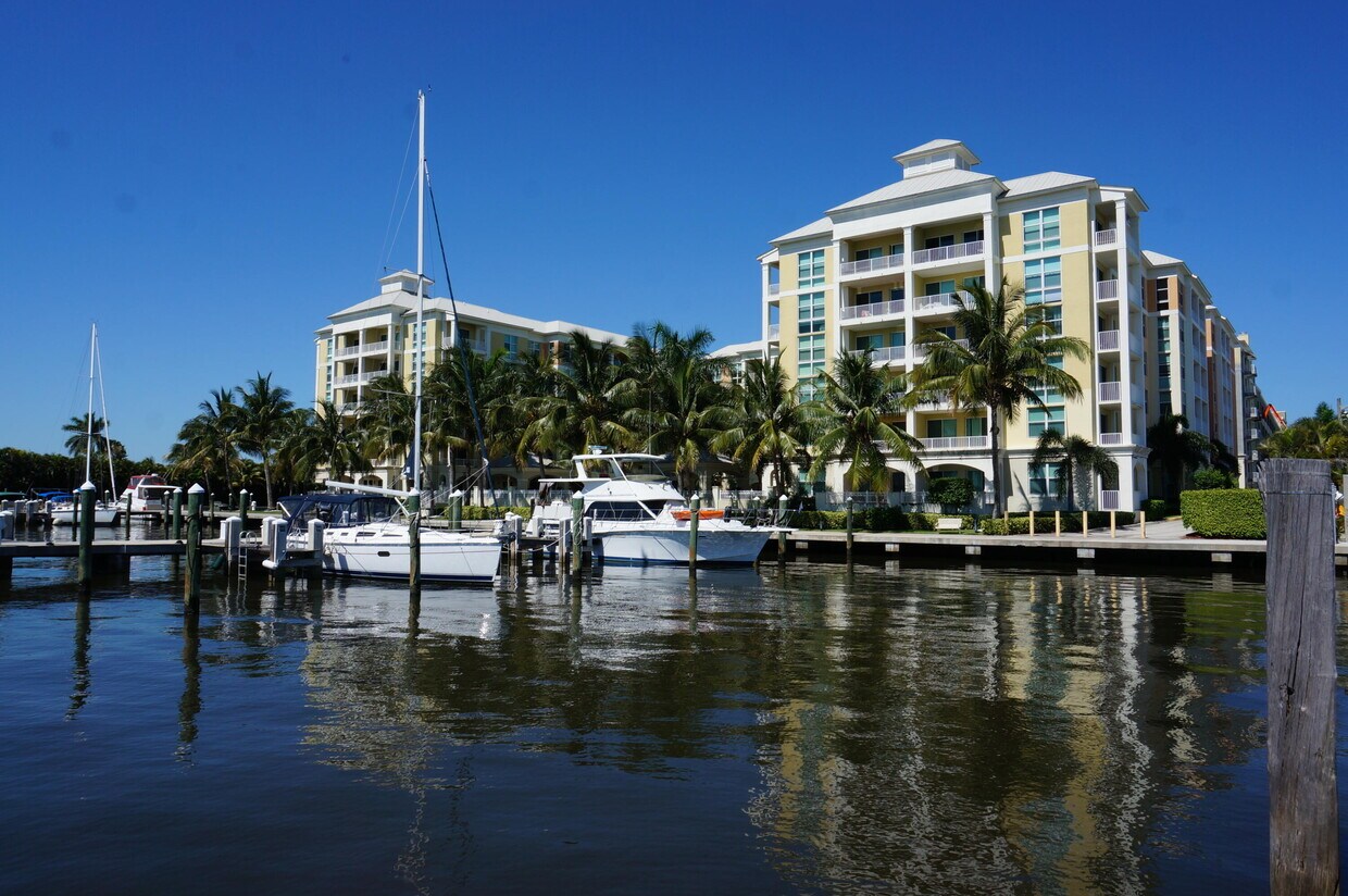 804 E Windward Way Unit 424, Lantana, FL 33462 Condo for Rent in Lantana, FL