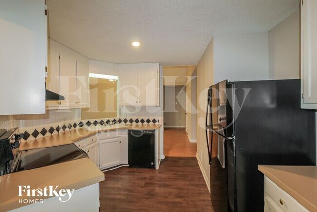 Building Photo - 4725 Diggers Way