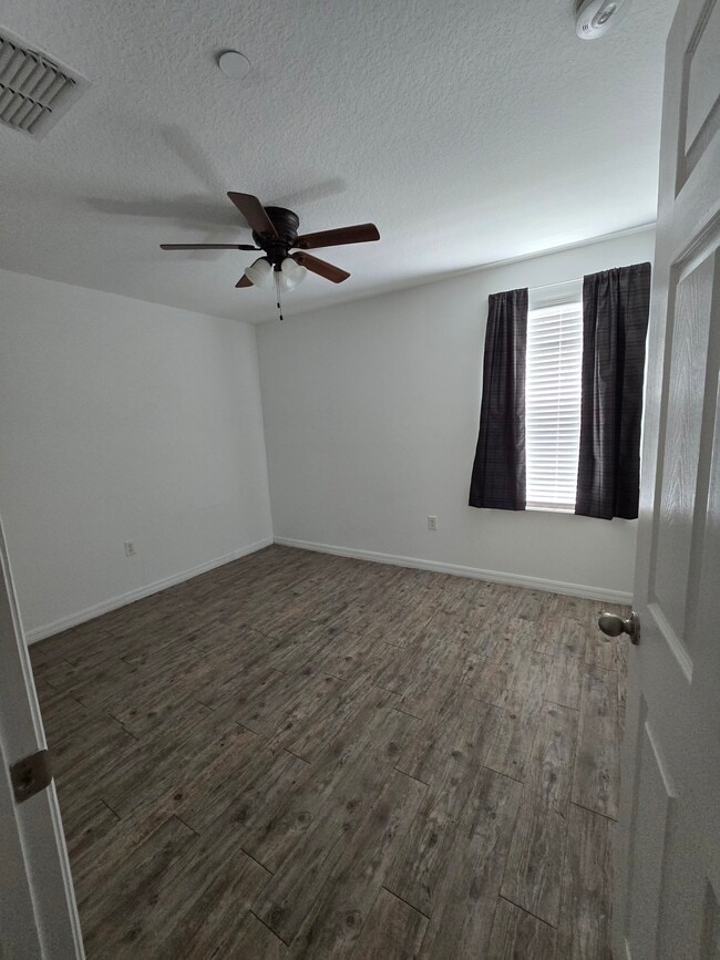 Building Photo - 168 Bowie Ln