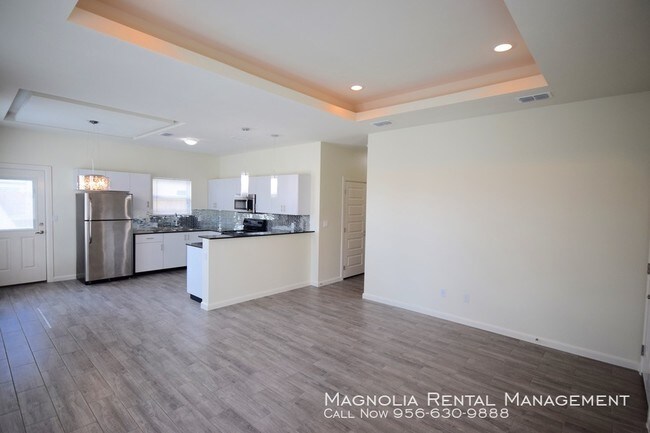 Building Photo - Medical Ridge Apartments