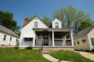 Building Photo - 331 Sandhurst Dr