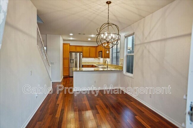 Building Photo - 20420 Victory Ct