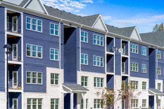 Building Photo - Emblem at Conyers