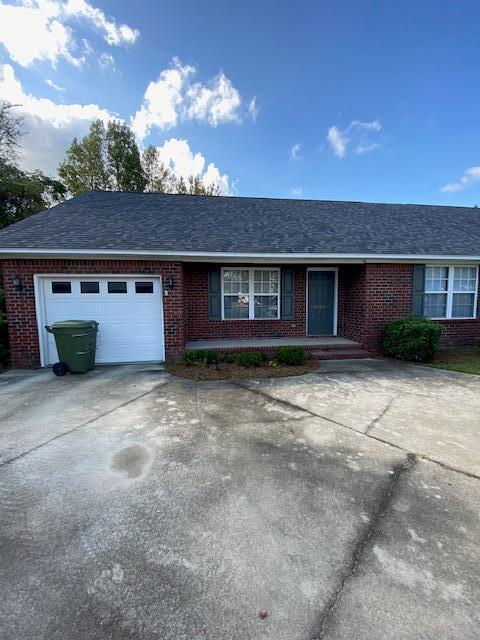 Foto principal - 3583 Landmark Dr