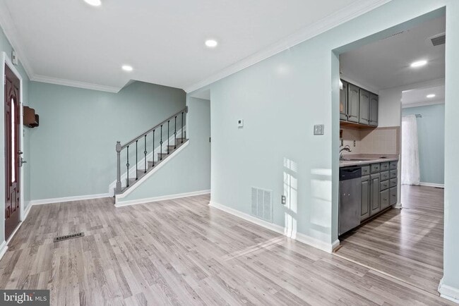 Foto del edificio - 6446 Shannon Station Ct