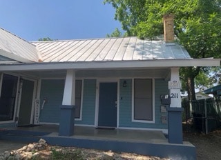 Building Photo - 211 W Theo Ave