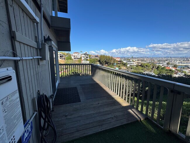 Foto del edificio - 3302 Martinez St