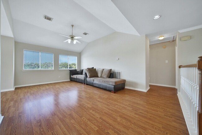 Foto del edificio - 3206 Summer Bay Dr