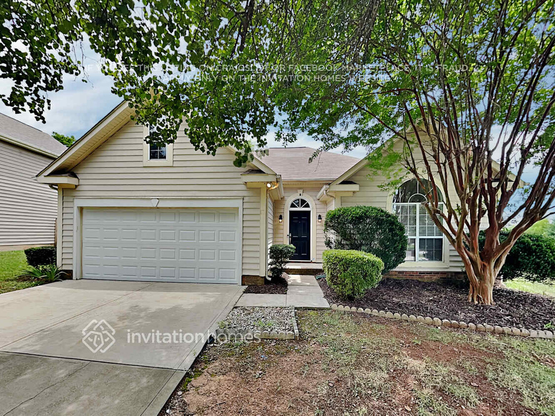 Foto principal - 7135 Badenoch Ct