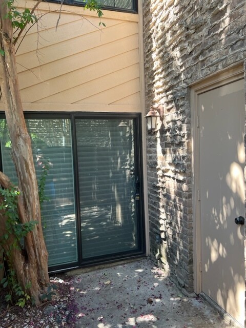 Foto del edificio - 5626 Preston Oaks Rd