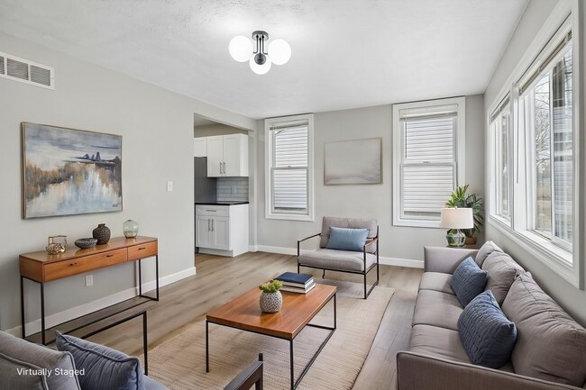 Building Photo - 3111 S 40th St