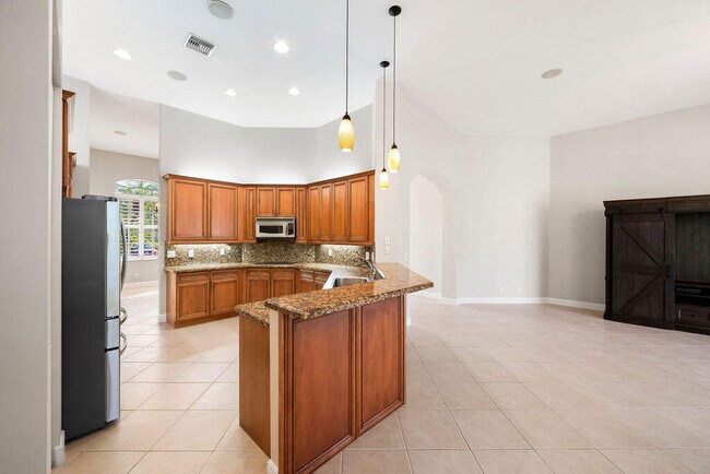 Building Photo - 511 SW Squire Johns Ln