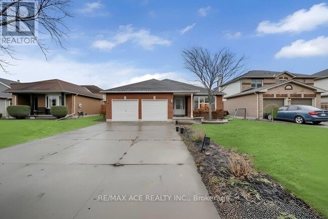 Building Photo - 52 Foster Creek Dr