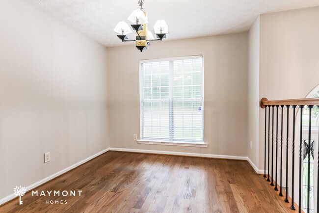 Foto del edificio - 425 Misty Brook Ct