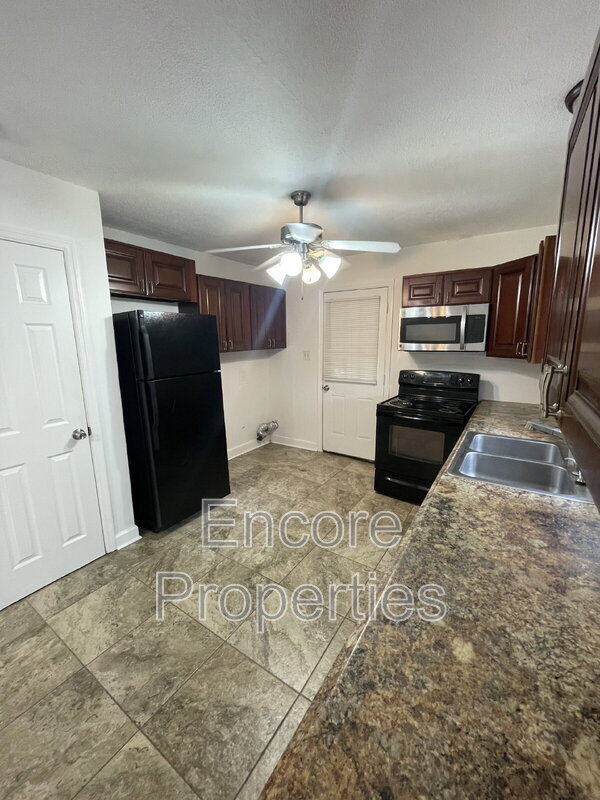 Building Photo - 2603 Dumbarton Rd