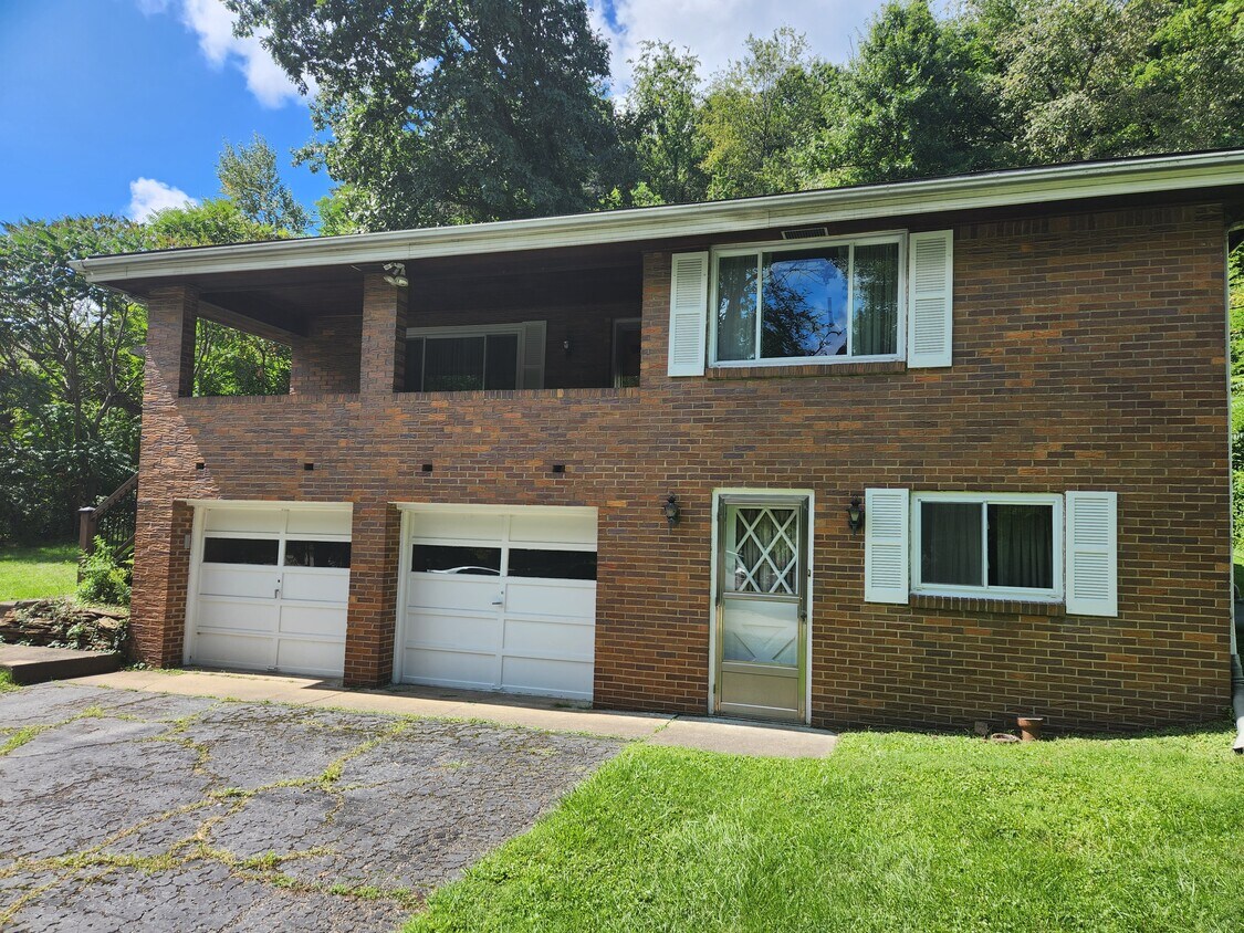 Foto principal - 921 Sharon Rd