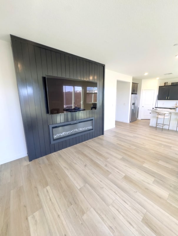 Building Photo - 1379 Leonhardt Lp