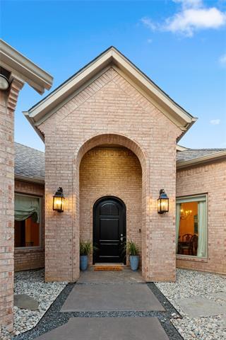 Foto del edificio - 14028 Falls Creek Ct