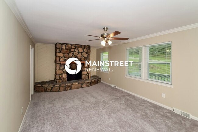 Building Photo - 3 Bedroom Pet-Friendly Home in Center Point, AL with Main Street Renewal