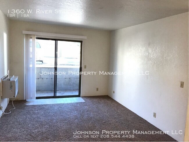 Foto del edificio - River Terrace, 1360 W River St #112