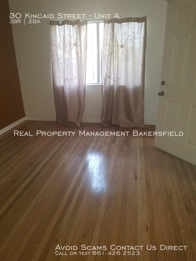 Building Photo - 30 Kincaid St