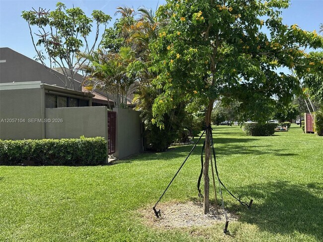 Foto del edificio - 1071 Windward Dr