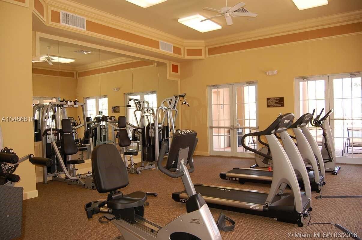 Foto del edificio - 714 Southwest 147th Avenue