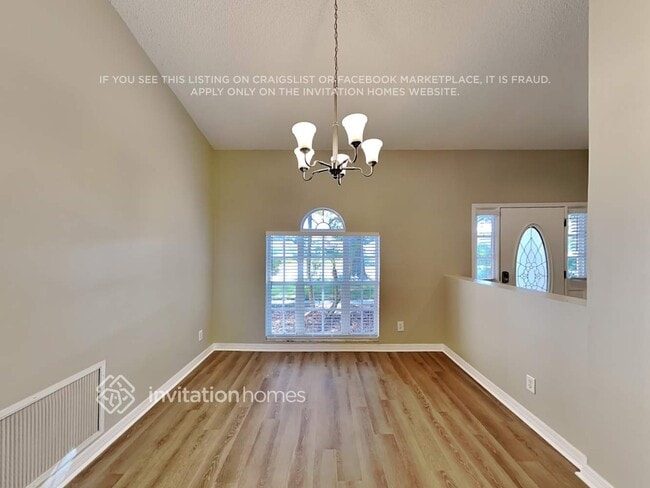 Building Photo - 9671 Fox Hearst Rd