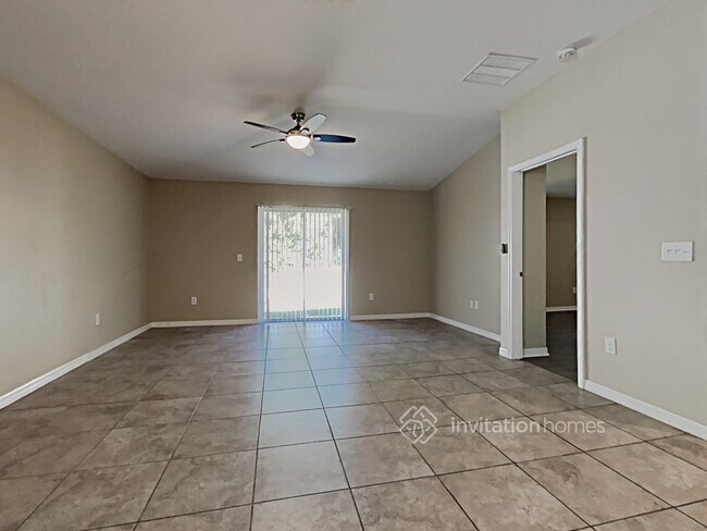 Building Photo - 10212 Strawberry Tetra Dr
