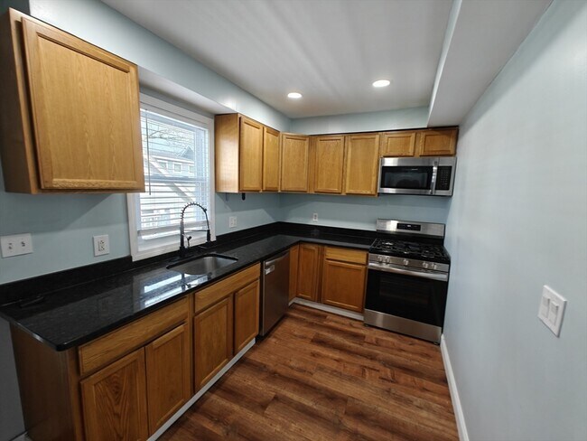 Foto del edificio - 102 Mt Pleasant Ave