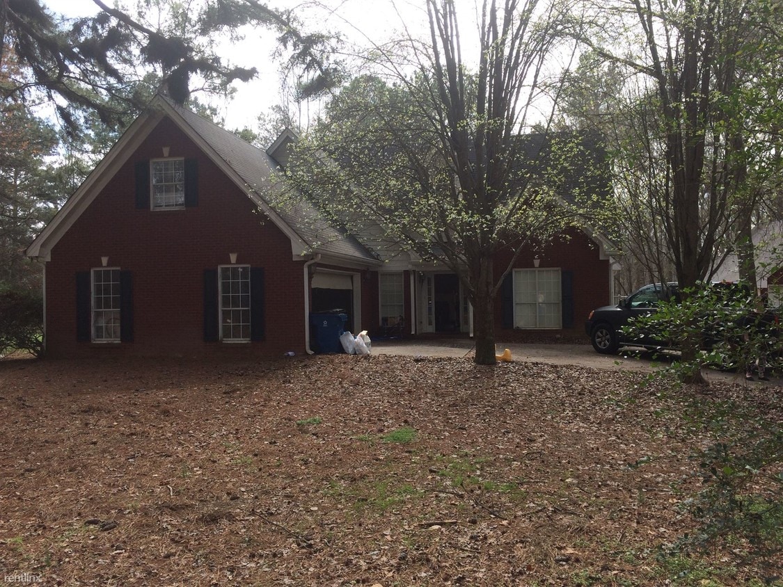 14745 Brown Bridge Rd, Covington, GA 30016 House Rental in Covington