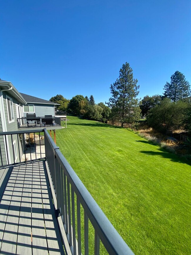 Foto del edificio - 4310-4312 N Centennial Ln