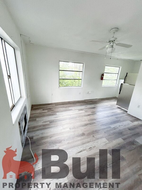 Foto del edificio - 1032 W Jefferson St