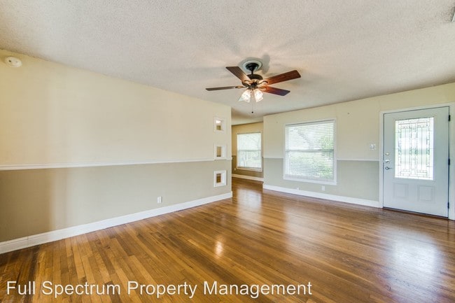 Building Photo - 3 br, 2 bath House - 110 Bryker Dr