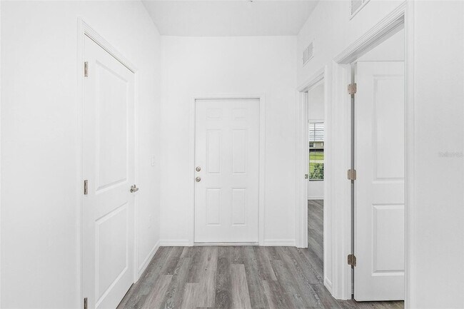 Building Photo - 4424 24th St SW