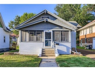 Building Photo - 1683 Minnehaha Ave E