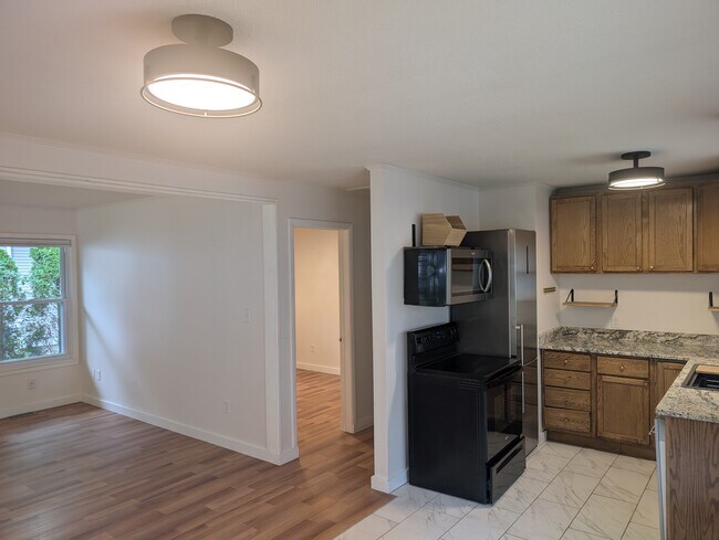 Foto del edificio - 1446 Rosewood St