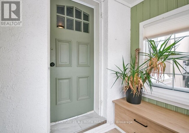 Building Photo - 15 Stone St