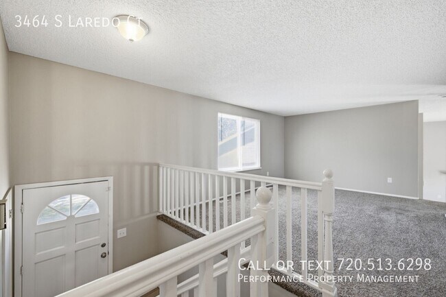 Foto del edificio - 3464 S Laredo Ct