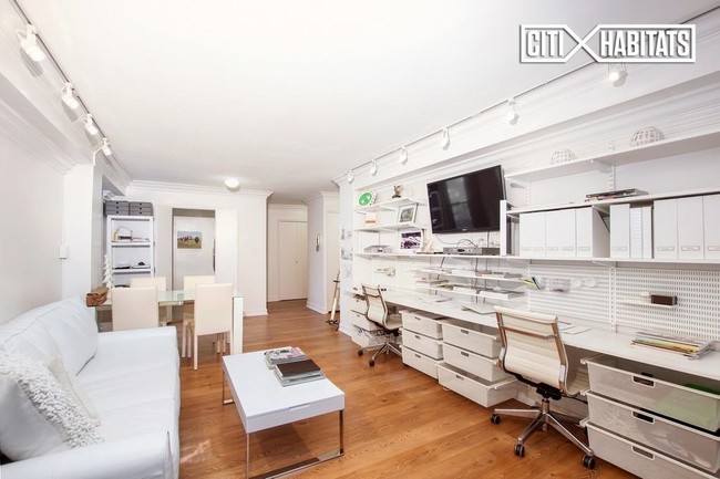Foto del edificio - 220 E 60th St