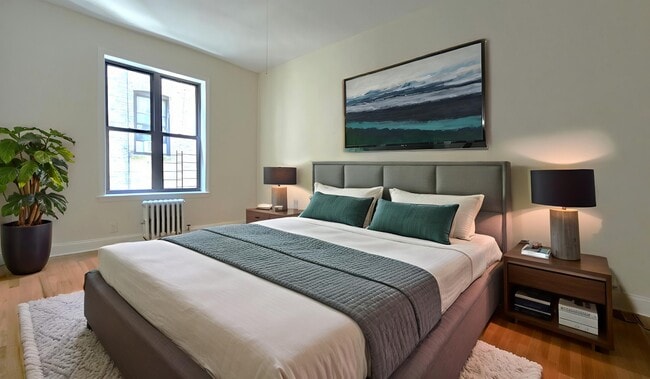 Foto del edificio - 300 Fort Washington Ave