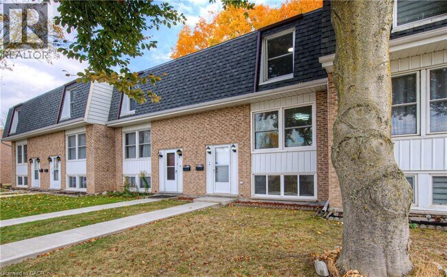 Photo du bâtiment - 206 Green Valley Dr