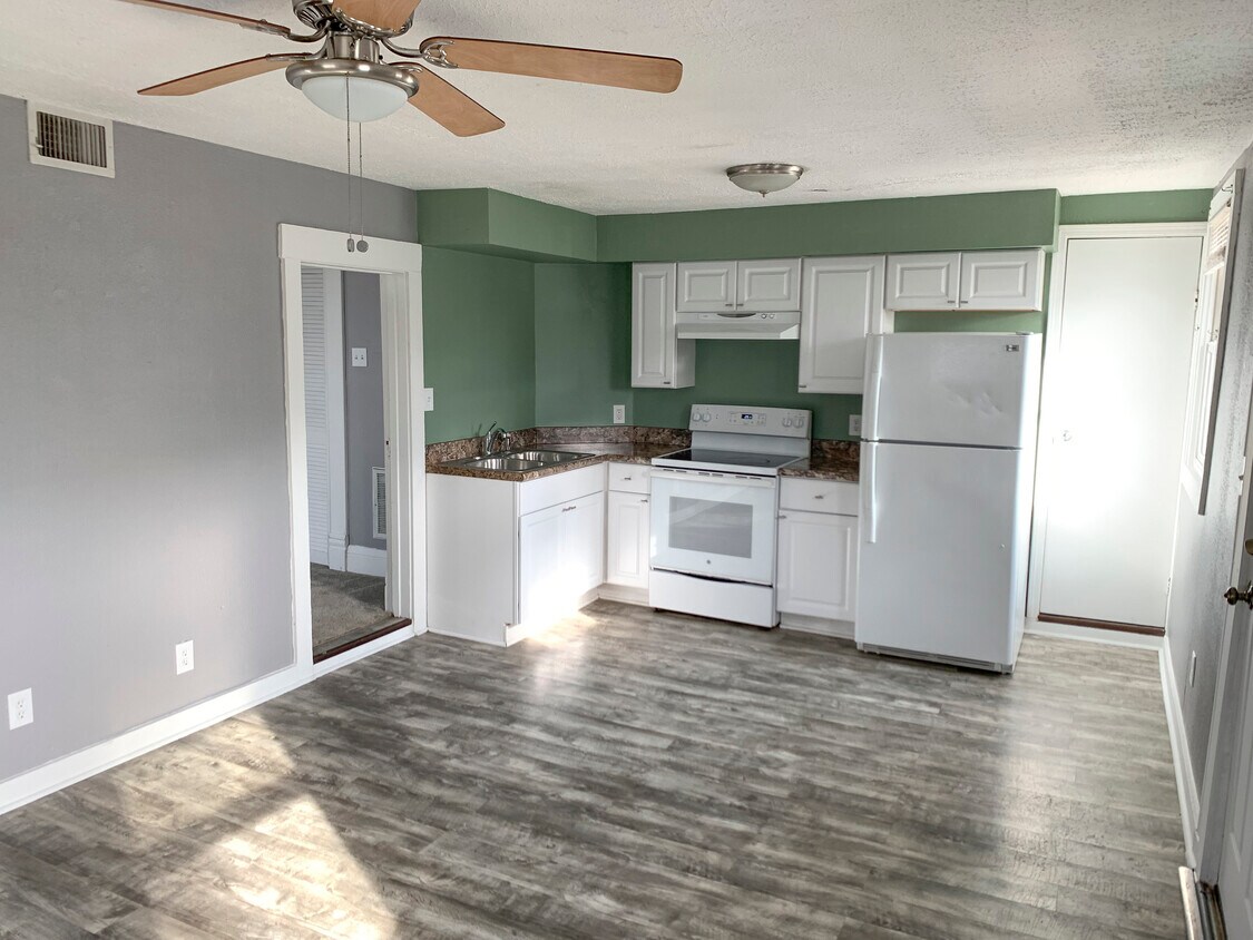 401 S Washington St Unit 2, Crawfordsville, IN 47933 401 S Washington