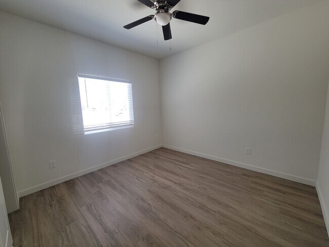 Foto del edificio - 8308 Grandy St