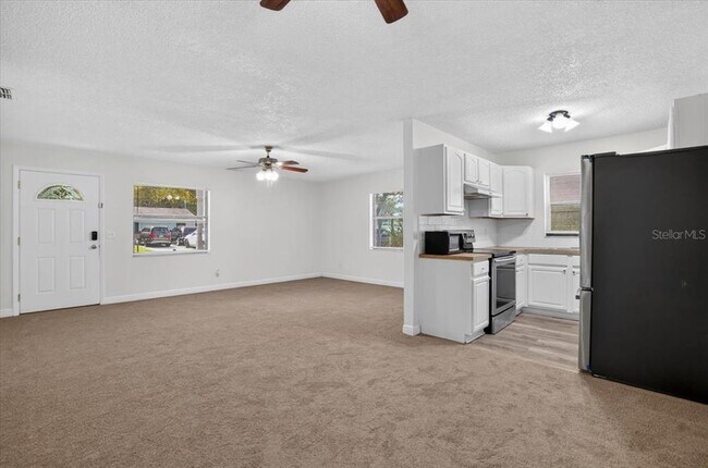 Building Photo - 12641 116th Ln N