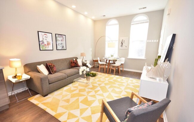 Foto del edificio - Spacious condo in Shaw/Mt.Vernon Square area