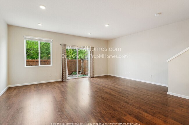 Building Photo - Charming Three Bedroom, Two and Half Bath ...